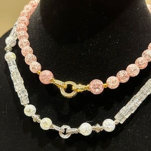 glass crystal cracked bead necklace 💕💌